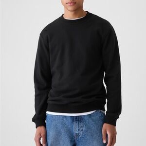 Soft Black Crewneck Sweatershirt